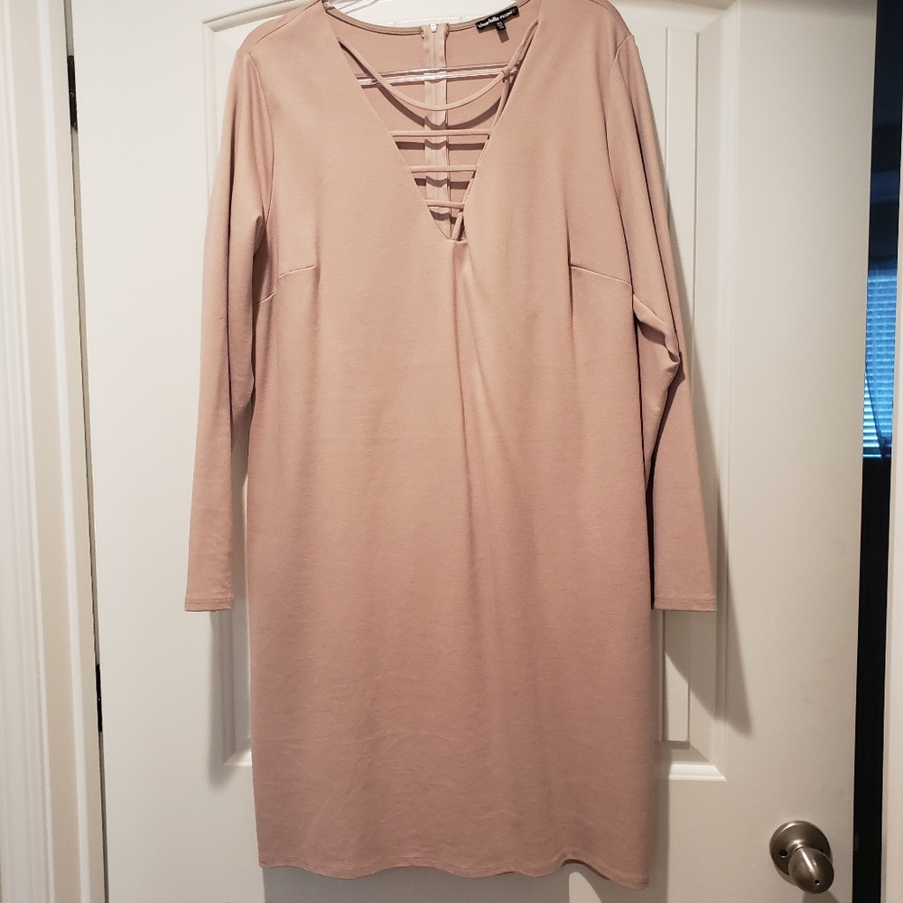 Charlotte Russe Women's Dress Size 3X, Blush Pink